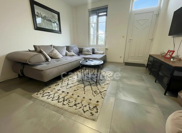 Maison à vendre 3 chambres et jardin.