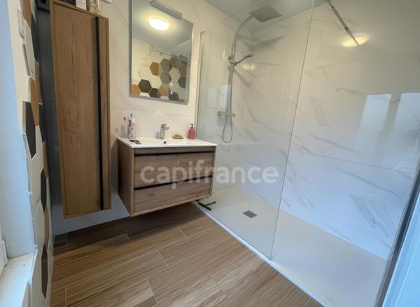 Maison à vendre 3 chambres et jardin.