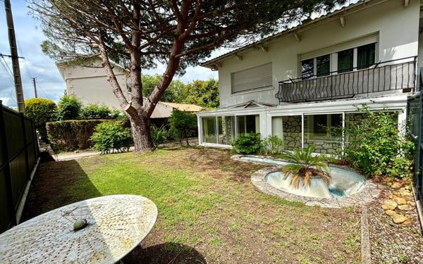 Maison à vendre    10 pièces •  Royan