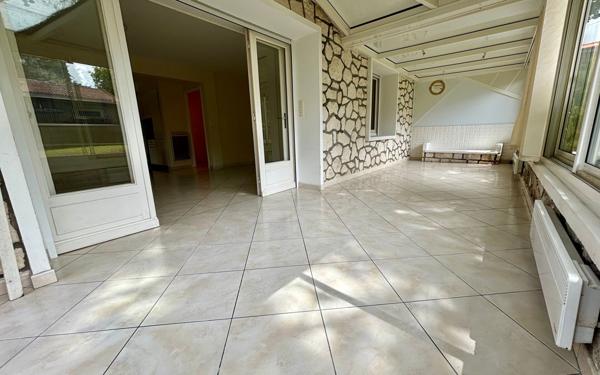 Maison à vendre    10 pièces •  Royan