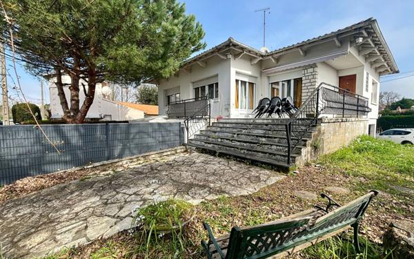 Maison à vendre    10 pièces •  Royan