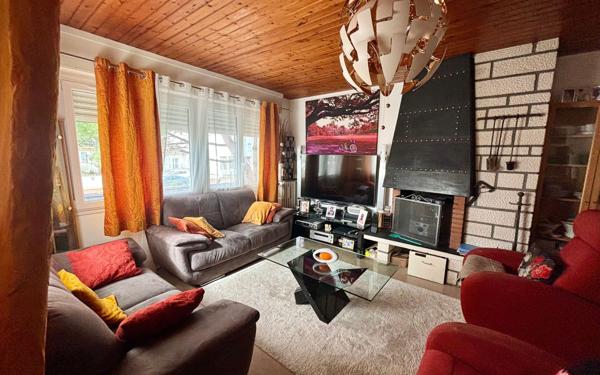 Maison à vendre    10 pièces •  Royan