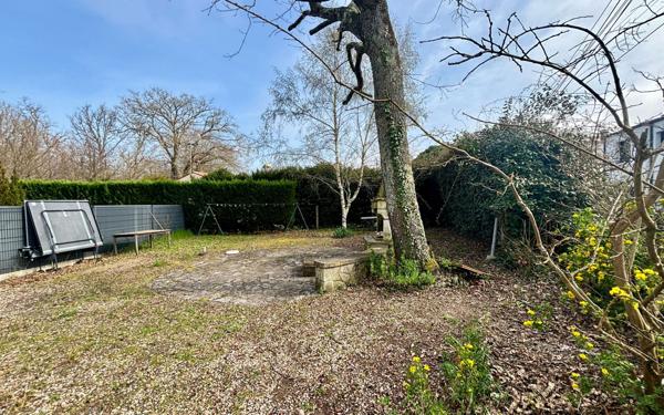 Maison à vendre    10 pièces •  Royan