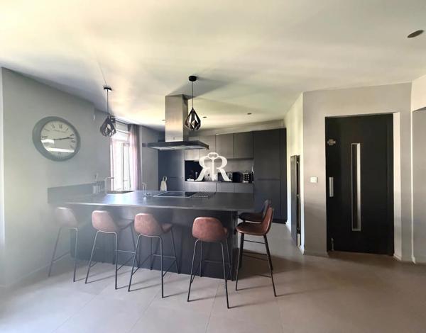 Location Appartement à Royat - 6 pièces, 153 m² | Raymond immobilier