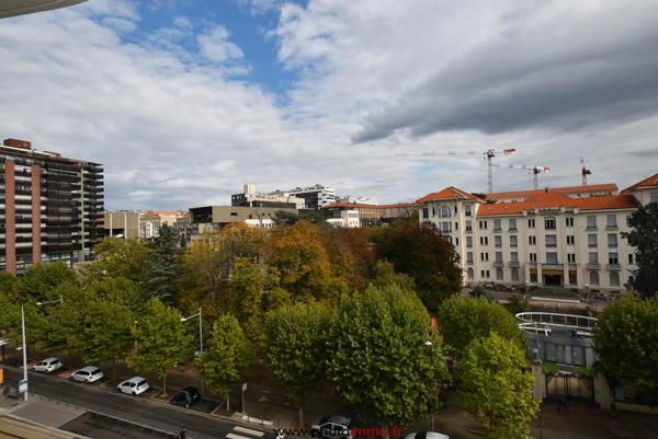 1 rue de Ceyat – 26 bd Charles de Gaulle – 63000 CLERMONT-FD