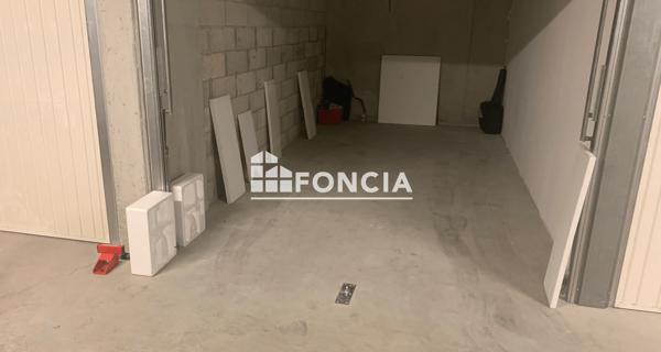 À vendre Parking 12.19 m² - Gardanne 13120