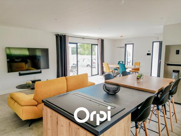 Maison à vendre    4 pièces •  Le Beausset