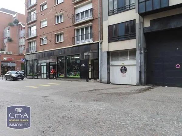 Parking à louer 11m² Lille (59000)