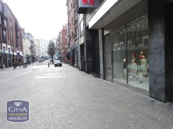 Parking à louer 11m² Lille (59000)