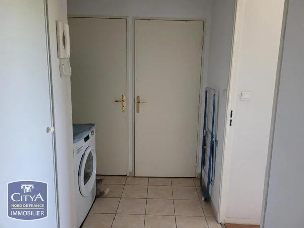 Appartement à louer 2 pièces 47.95m² Beuvrages (59192)