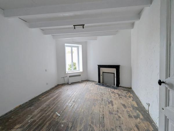 Maison à vendre 82 m² - GEAY (79)