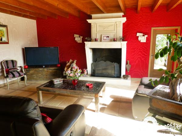 Vente Longère rénovée - 380m² - 9 pièces - Piscine et grand jardin - Proche de COGNAC (Charente)