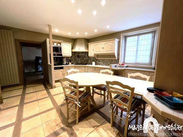 Vente Longère rénovée - 380m² - 9 pièces - Piscine et grand jardin - Proche de COGNAC (Charente)