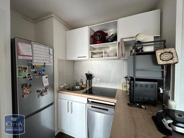 Appartement à louer 2 pièces 51.52m² Douai (59500)