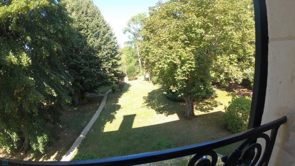 Demeure de charme sur remarquable parc arboré