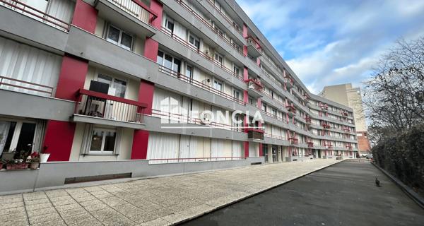 À vendre Appartement 5 pièces 84.23 m² - Villeneuve-la-garenne 92390