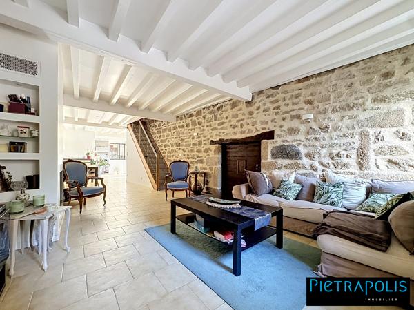 En Exclusivité chez Pietrapolis, Maison de ville de 175m2 avec son jardin de 50m2 + cave de 38m2