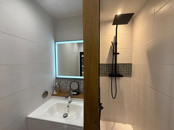 Maison 4 pièces 82m² avec Terrain de 160.48m² et Parking sur Alfortville