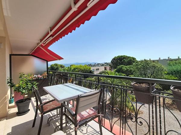 SAINT-AYGULF T3 VUE MER TERRASSE GARAGE ET CAVE