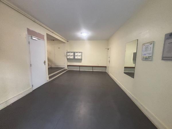 Appartement 5 pièces à vendre à Landivisiau - Bon état, proche commodités
