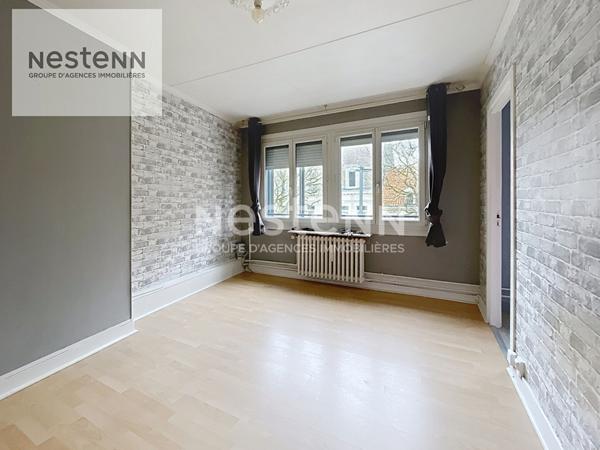 Immeuble mixte comprenant 1 appartement de 95 m2 + 1 local commercial à CALAIS - Rentabilité 9%