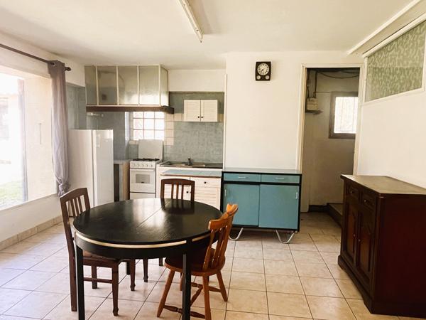 Studio meublé avec extérieur