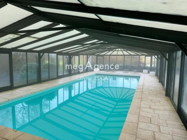 Maison à SAINT-PIERRE-DES-IFS, 27450 - 13 pièces 420m²
