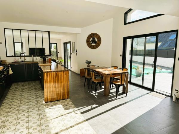 Maison contemporaine à vendre 5 pièces PLOUNEOUR TREZ (29)
