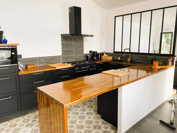 Maison contemporaine à vendre 5 pièces PLOUNEOUR TREZ (29)