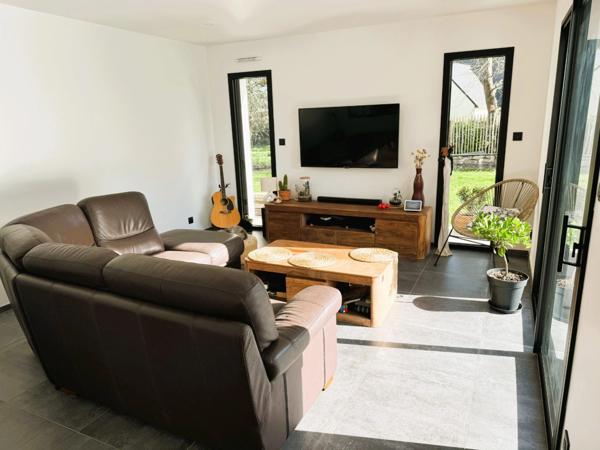 Maison contemporaine à vendre 5 pièces PLOUNEOUR TREZ (29)