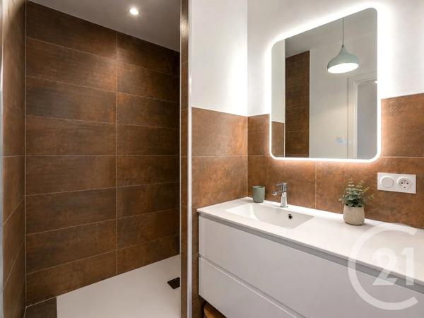 Maison à vendre  5 pièces - 107,23 m 2   CALENZANA  - 202