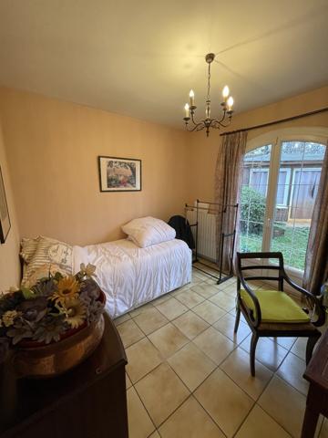 Maison 6 pièces de 150m² sur un terrain de 1100m²