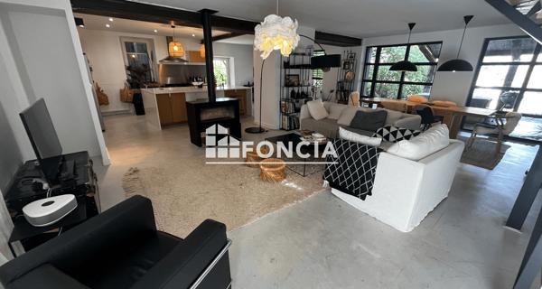 À vendre Maison 9 pièces 220 m² - Cagnac-les-mines 81130
