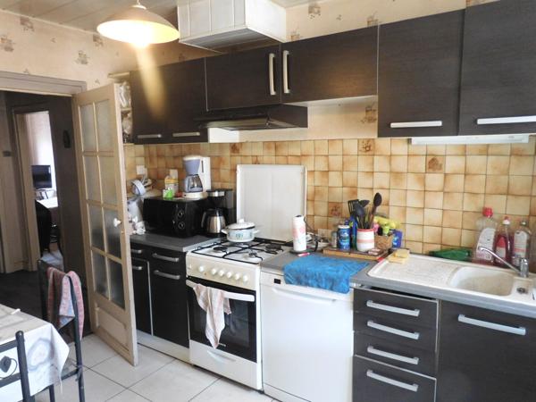 87290 CHATEAUPONSAC - Maison de 74 m², avec belle terrasse extérieure.