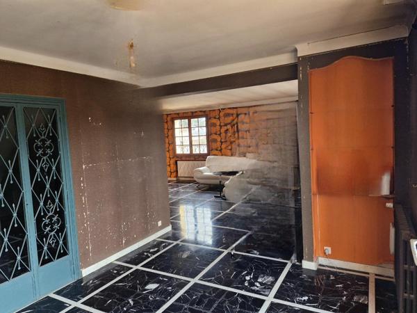 Appartement à SANARY-SUR-MER, 83110 - 6 pièces 144m²