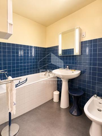 Appartement T3 - balcon sur parc -stationnement privatif - ascenseur