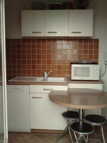 Appartement Sète 4 pièces 63 m² . vendu loué, idéal investisseur.