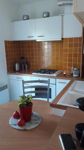 Appartement Sète 4 pièces 63 m² . vendu loué, idéal investisseur.