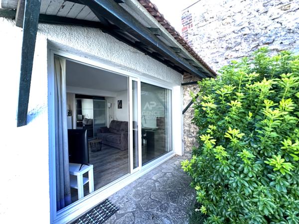 CHAVILLE - Appartement studio Loyer 742 €/mois charges comprises **  - Référence  750-C