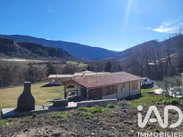 Maison à vendre 16 pièces 340 m² La Robine-sur-Galabre