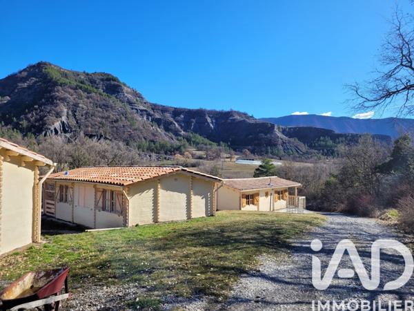 Maison à vendre 16 pièces 340 m² La Robine-sur-Galabre