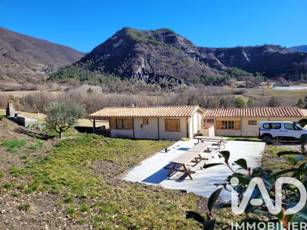 Maison à vendre 16 pièces 340 m² La Robine-sur-Galabre