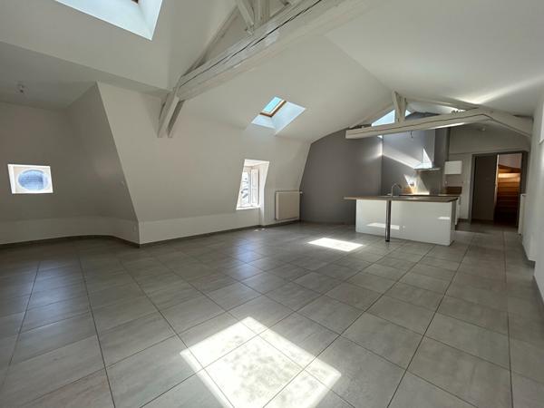 APPARTEMENT CENTRE-VILLE CHATEAU GONTIER , Chateau gontier sur mayenne