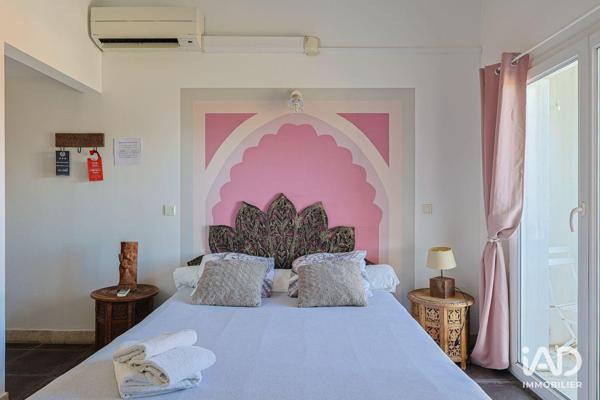 Hôtel-restaurant à vendre 800 m² Peyruis