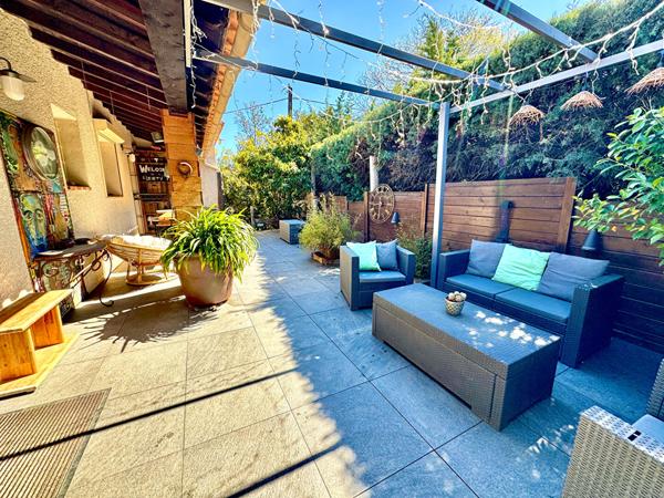 Maison familiale de plain-pied ? 5 chambres ? 146 m² ? Terrain 765 m² ? Salon-de-Provence (Pilon Blanc)