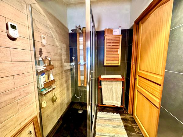 Maison familiale de plain-pied ? 5 chambres ? 146 m² ? Terrain 765 m² ? Salon-de-Provence (Pilon Blanc)