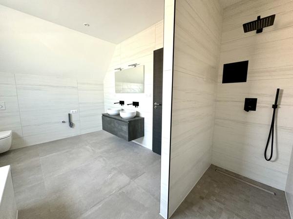 Zillisheim (68720) ZILLISHEIM - Maison récente et moderne de 150m² - Proche Collège Épiscopal