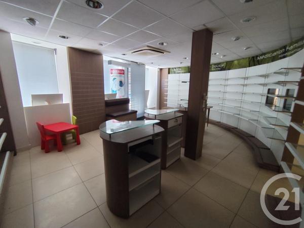 Maison à vendre  4 pièces - 250,40 m 2   LIGNIERES  - 18