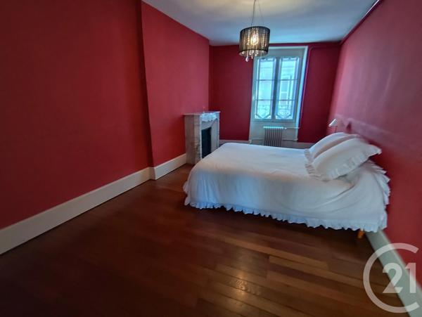 Maison à vendre  4 pièces - 250,40 m 2   LIGNIERES  - 18