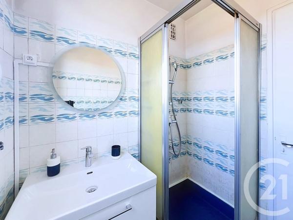 Appartement F4 à vendre  4 pièces - 62,11 m 2   CHOISY LE ROI  - 94